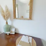 Intuitiva - Relaxation And Mindful 홈스테이 로리냐