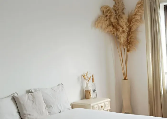 Проживание в семье Intuitiva - Relaxation And Mindful Лориньян